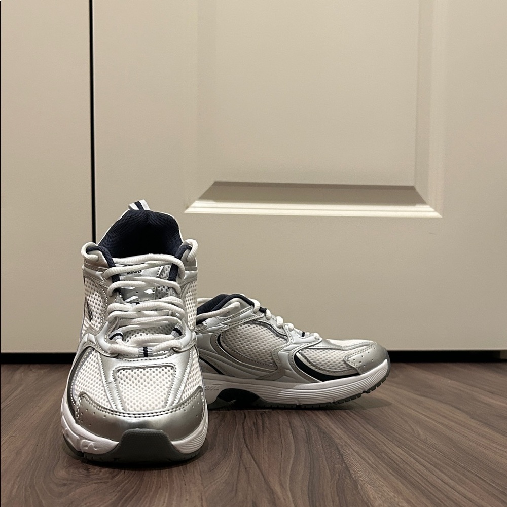 Silver and blue Avia Sneakers